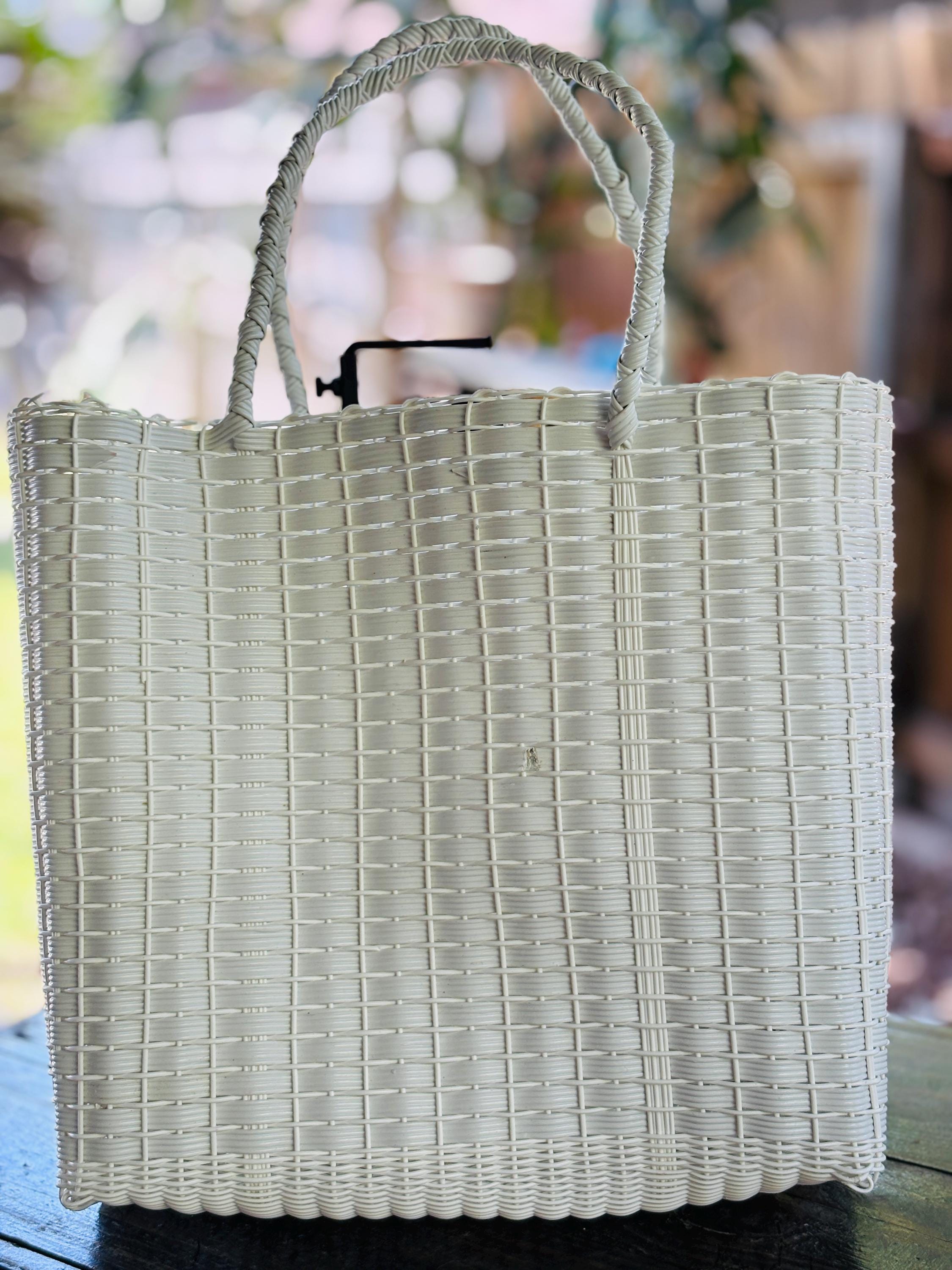 White Handwoven Recycled Plastic Bag - Artisan Made Bag from Chiapas, Mexico - Great as a Groceries, Beach, Birthday Gift Bag