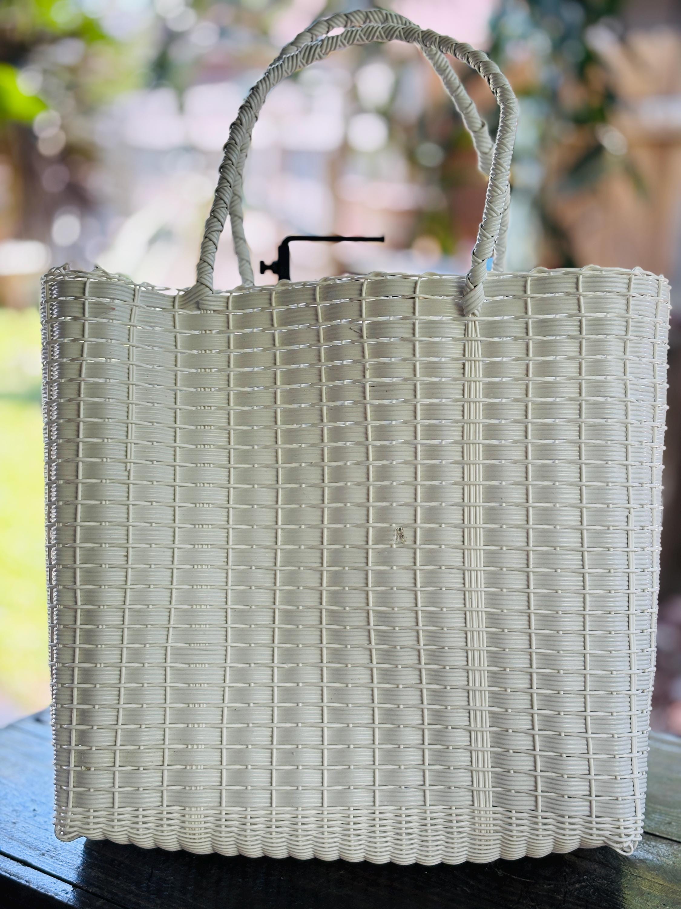 White Handwoven Recycled Plastic Bag - Artisan Made Bag from Chiapas, Mexico - Great as a Groceries, Beach, Birthday Gift Bag