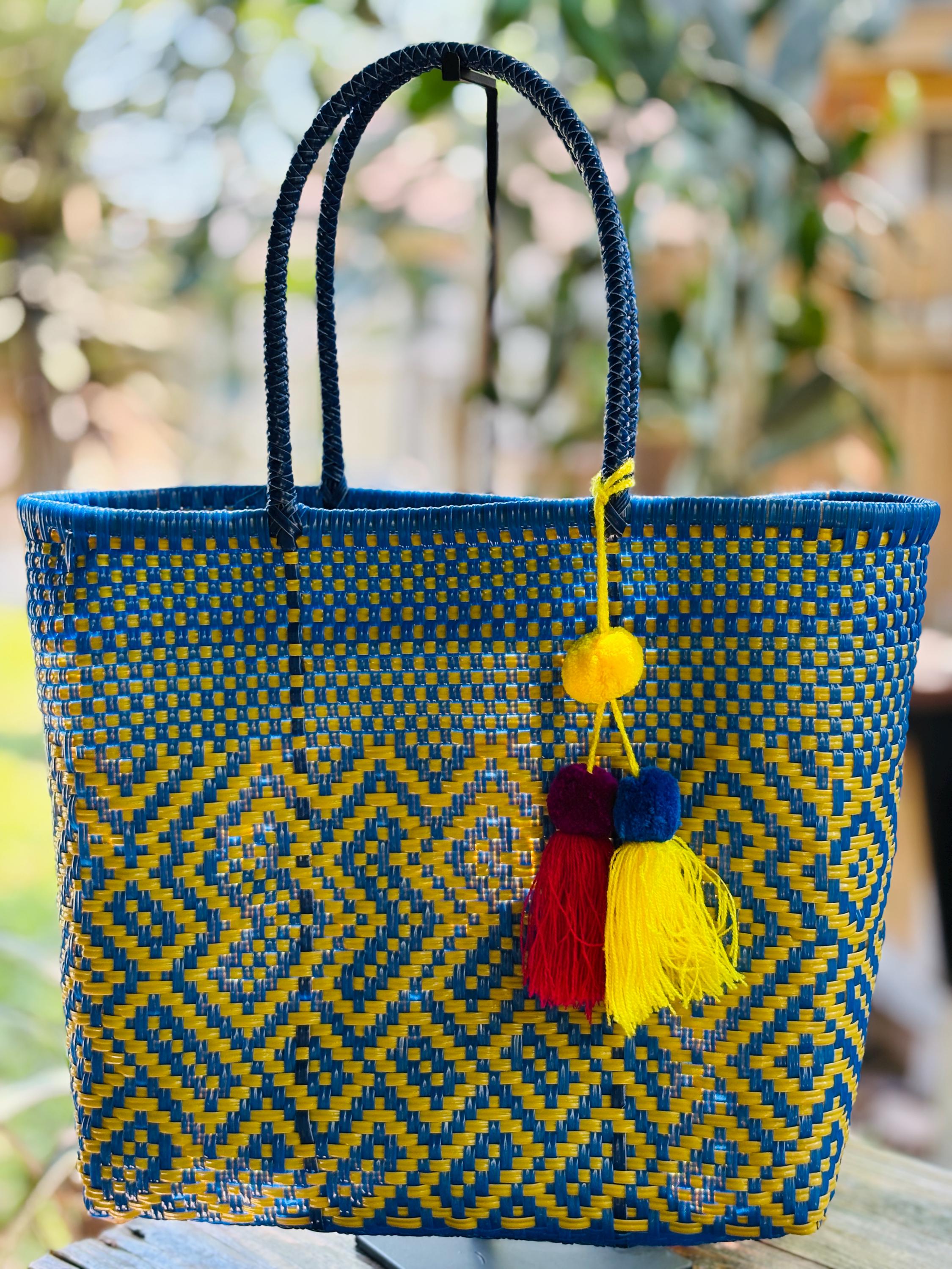 Handwoven Recycled Plastic Tote Bag: Artisan Made Mexican Shoulder Bag