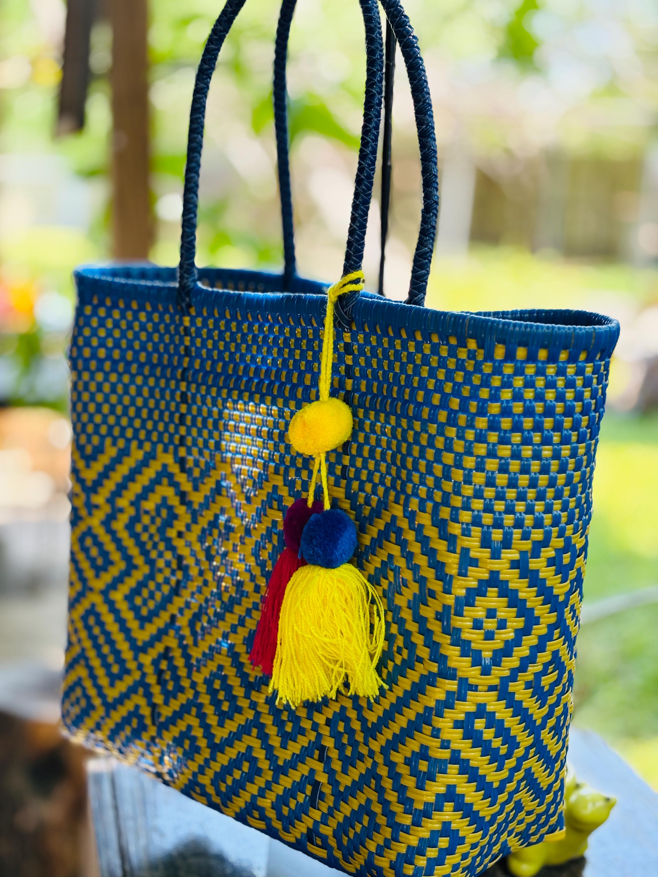 Handwoven Recycled Plastic Tote Bag: Artisan Made Mexican Shoulder Bag