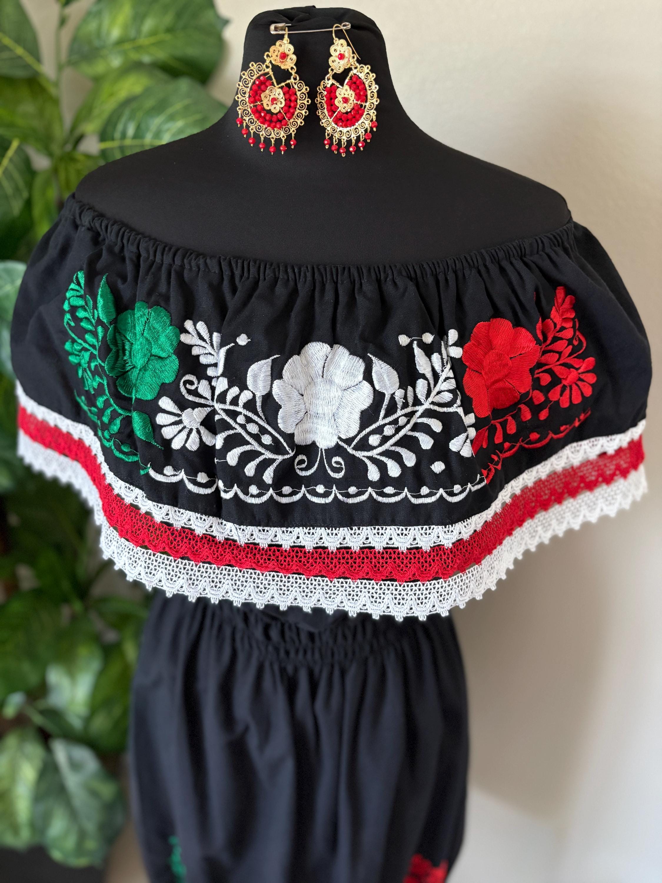 Embroidered Manta Cotton Off-Shoulder Dress: Cinco de Mayo Mexican Fiesta