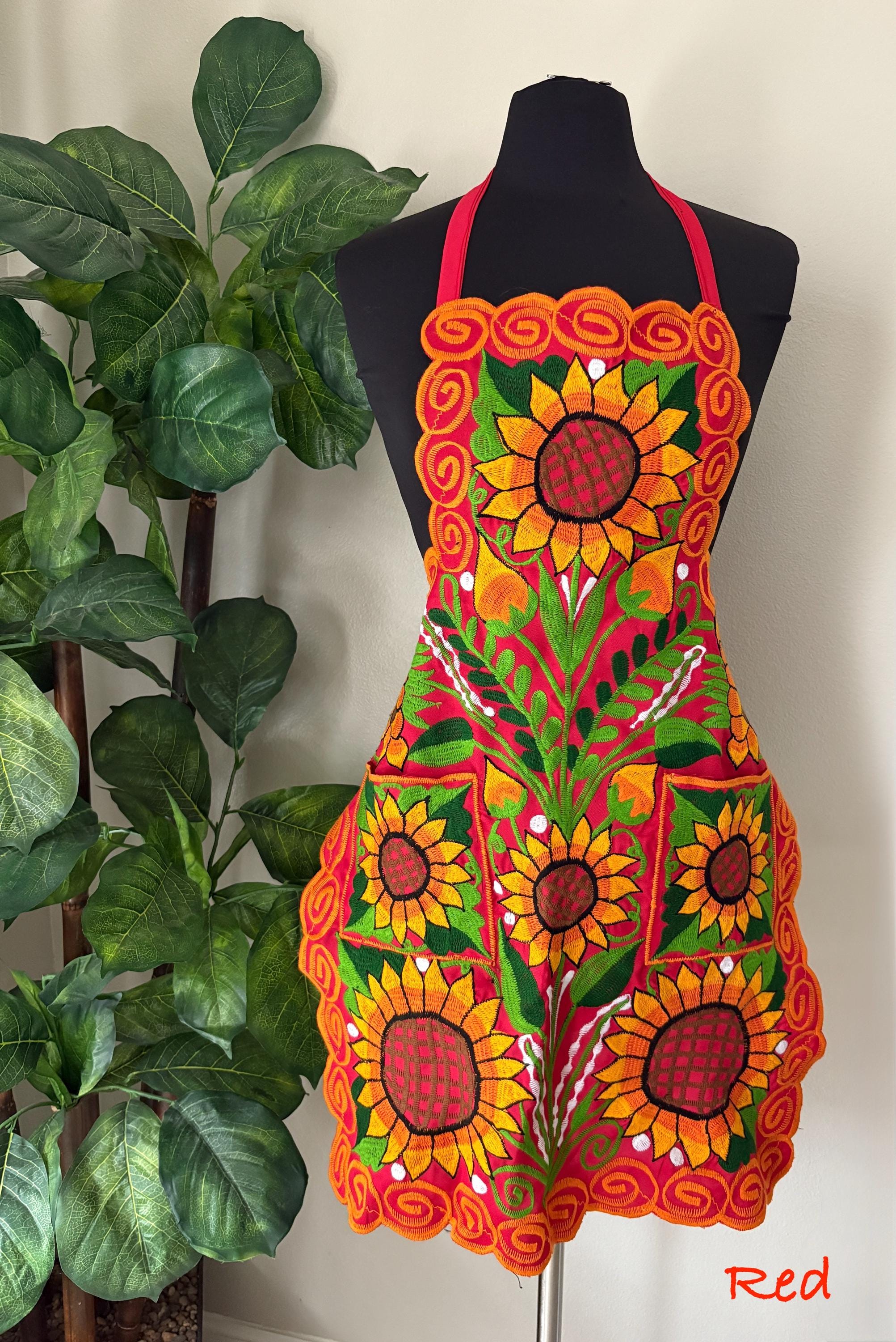 Beautiful Chiapas Embroidered Aprons - Artisanal Aprons
