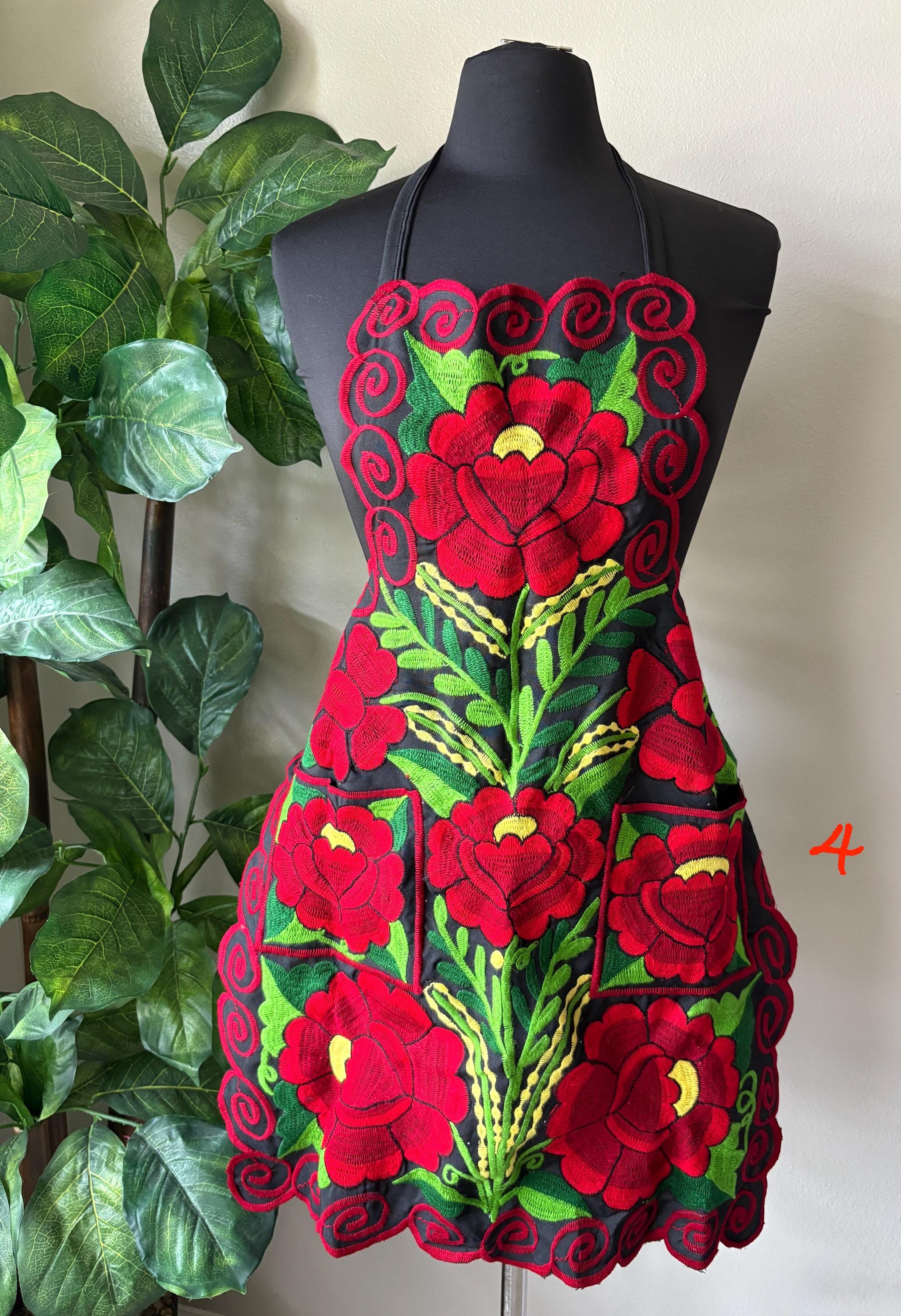 Image of Beautiful Chiapas Embroidered Aprons - Artisanal Aprons