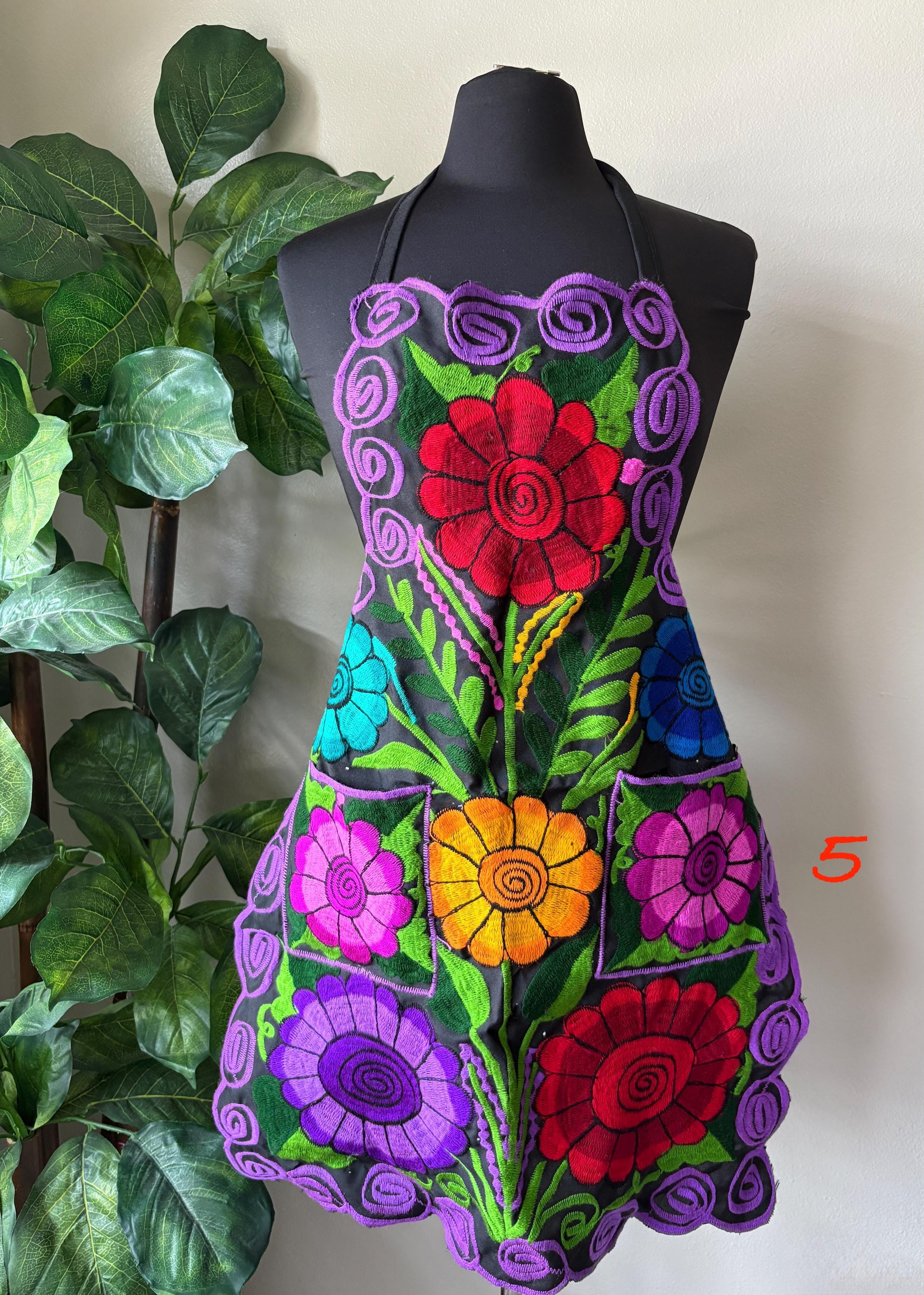 Image of Beautiful Chiapas Embroidered Aprons - Artisanal Aprons
