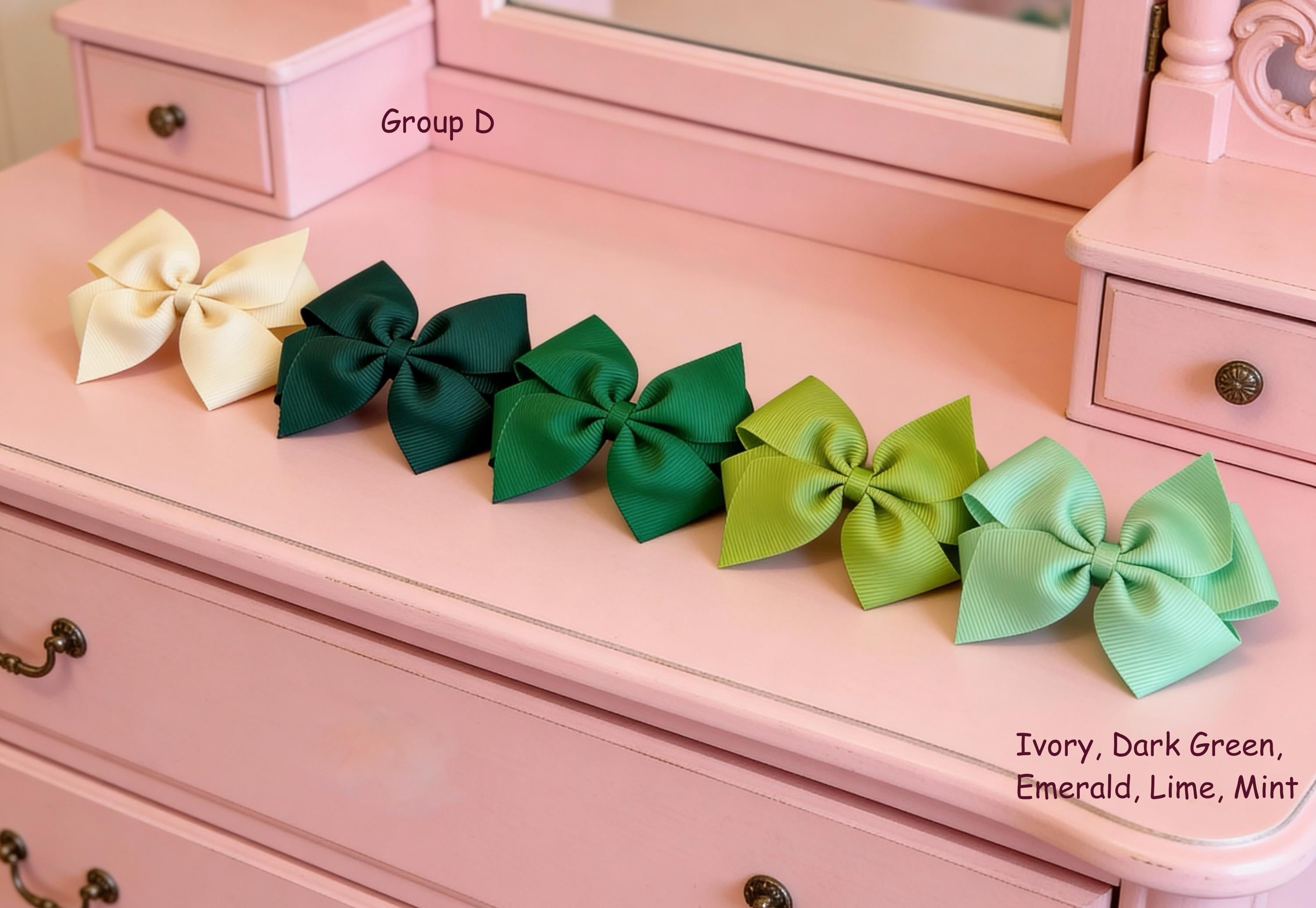 Image of Charming Set of 5 - 4 inch HairBows - Adorable Accessories for all ages, Everyone can use these beautiful Hair Bows