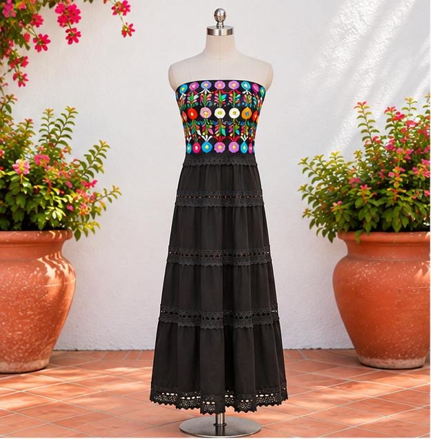 Image of Black Strapless 